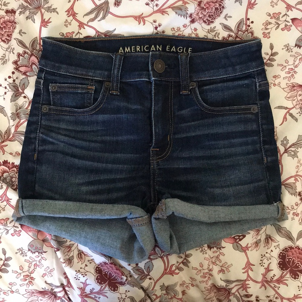 🌷 American Eagle shorts - size 0